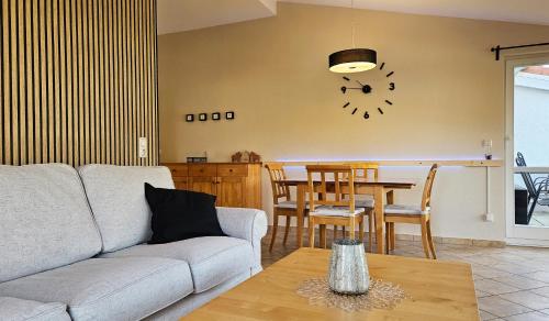 Ferienwohnung Meerzeit — 4-Star Luxury Hotel in Ostseebad Kuehlungsborn, Germany