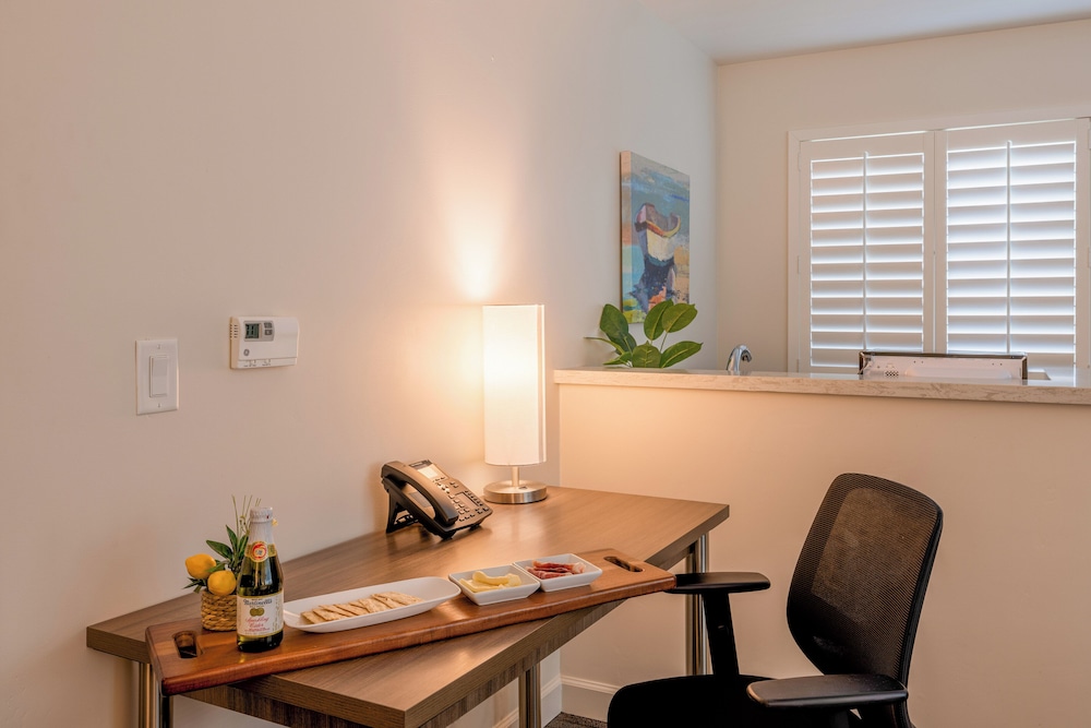 Inn At Moss Landing Point - photo 53