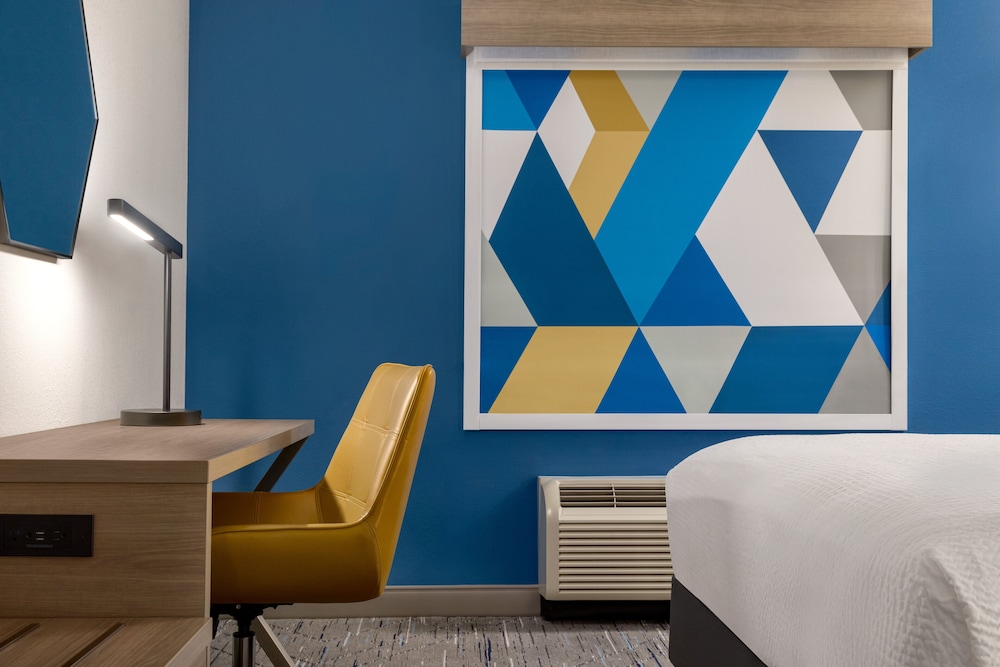 Holiday Inn Express Hotel & Suites Fort Pierce West by IHG - photo 19