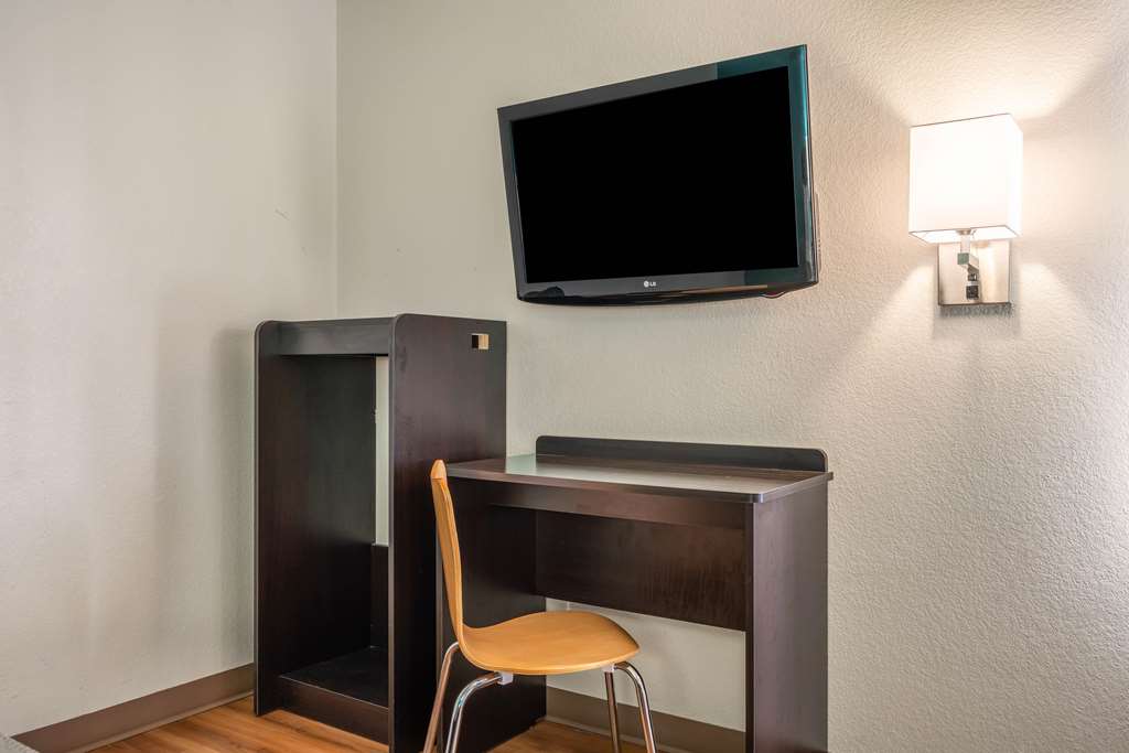Motel 6 Rocky Mount NC - photo 24