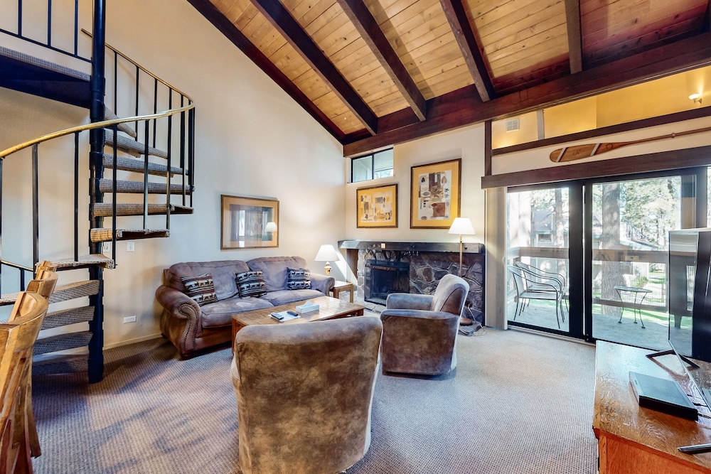 619 Lakefront - photo 42