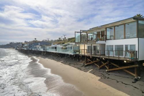 Malibu Cove Colony Beach by Stay Awhile Villas — 4-Star Luxury Hotel in Malibu, United States