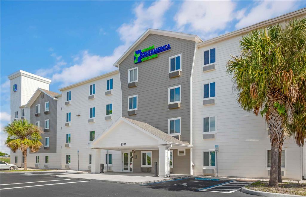 Extended Stay America Select Suites Fort Myers Northeast - photo 3
