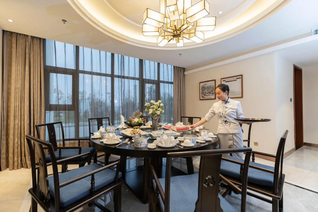 Yun Ray Hotel — 4-Star Luxury Hotel in Shijiazhuang, People's Republic of China