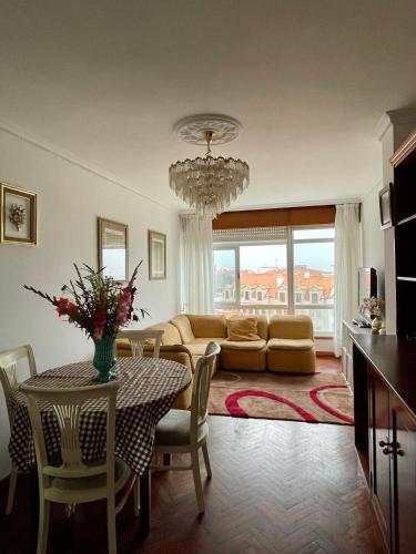 Lar Da Amarella - carbon neutral hotel in Ribeira