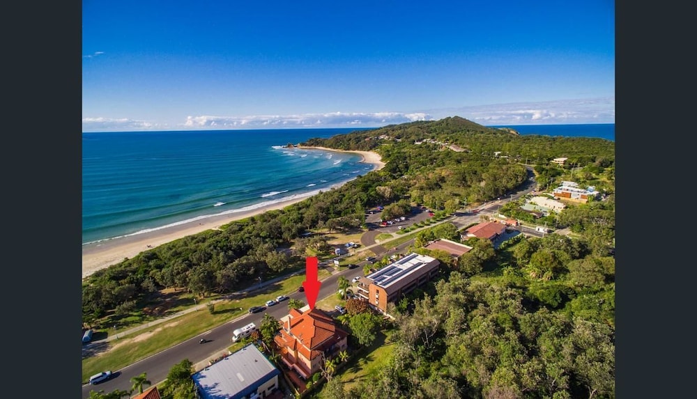 Sea Breeze on Main Beach — 4-Star Luxury Hotel in Byron Bay, Australia