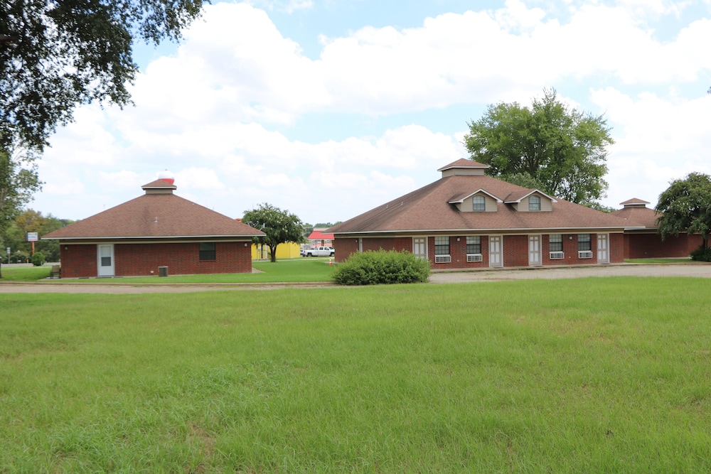 Bent Tree Motel - photo 47