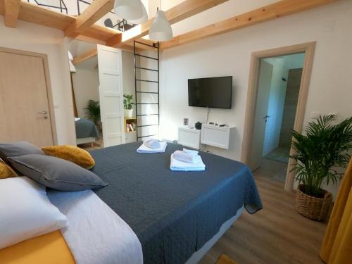 Gavan Room — 4-Star Luxury Hotel in Cres, Croatia