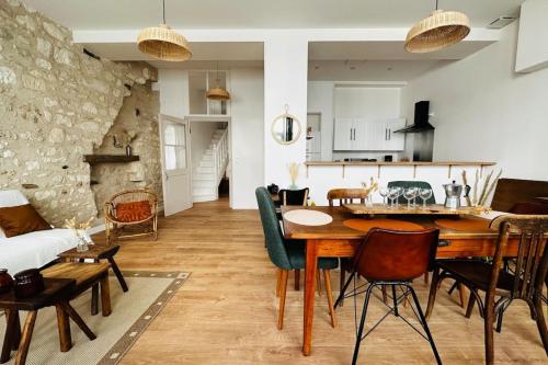 Les Grands Gamins 3km du Zoo de Beauval in Saint-Aignan, France