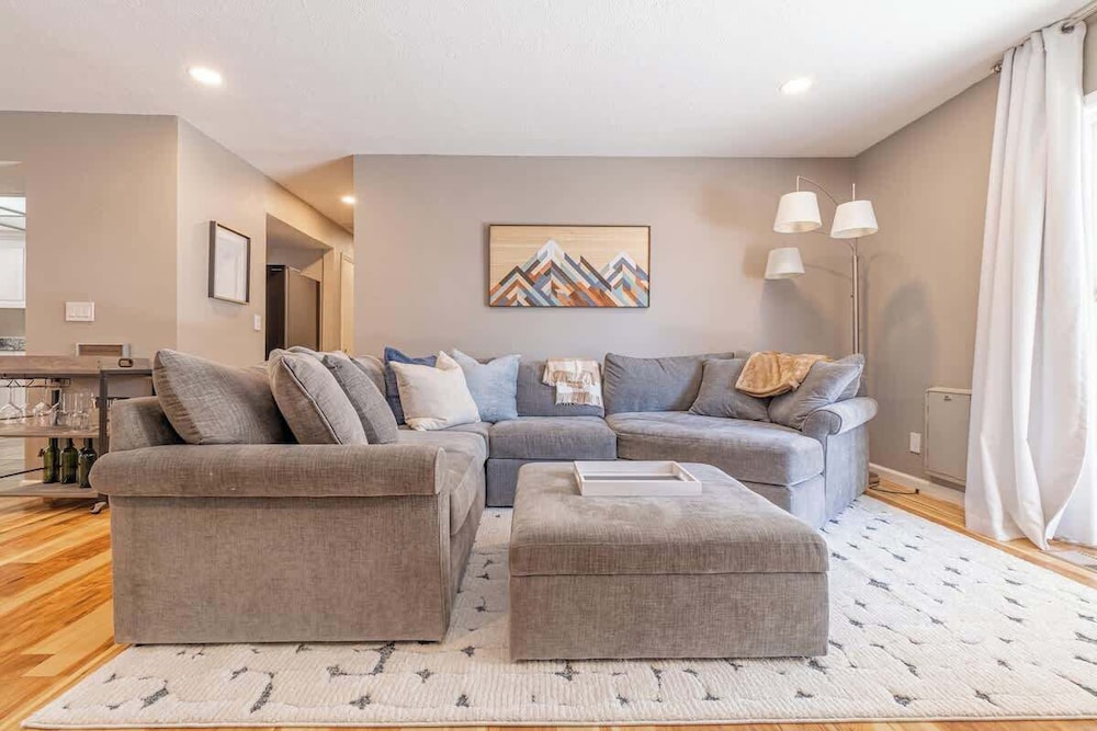 Vibrant Boho Family Home 3 Bed Pet Friendly UNR