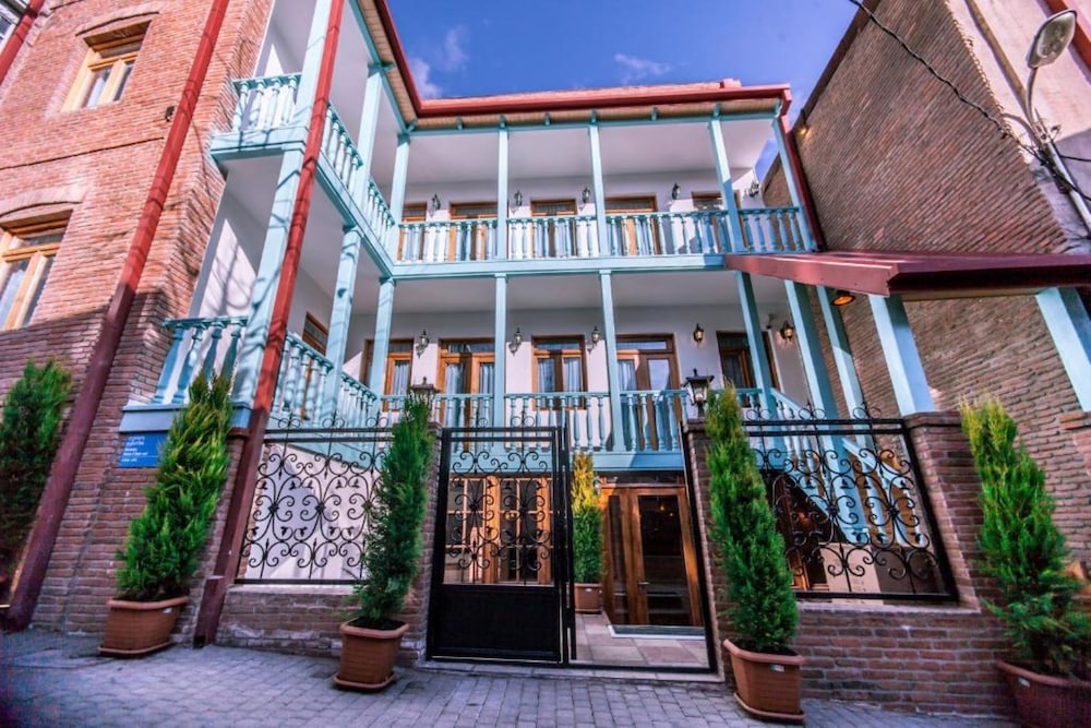 Musmore Boutique Hotel — 4-Star Luxury Hotel in Tbilisi, Georgia