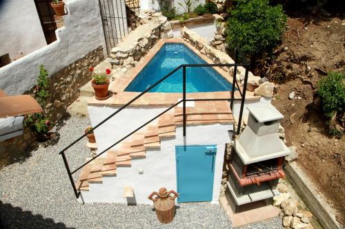 Casa Escondida 17576769 — Albunuelas