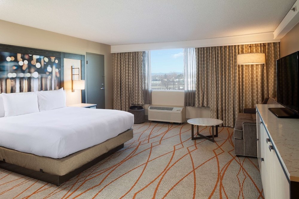DoubleTree by Hilton Denver Central Park - photo 6
