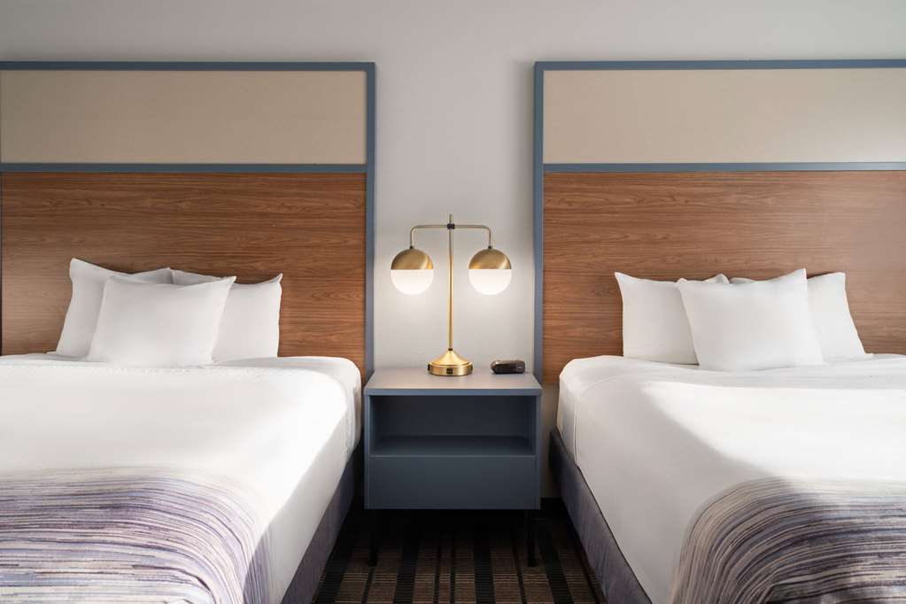 AmericInn by Wyndham Beaver Dam - photo 18