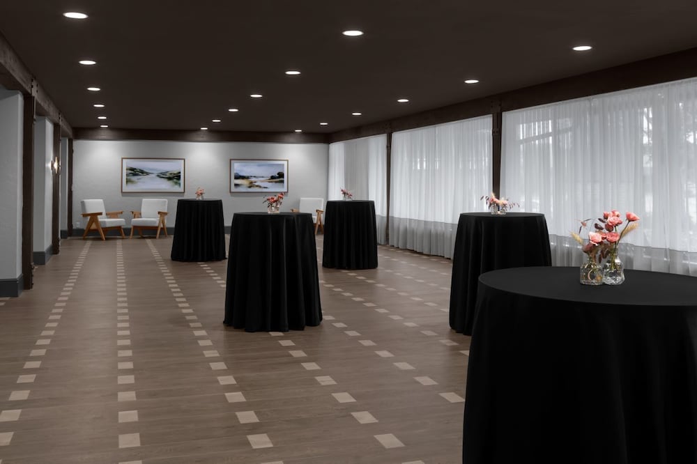 Valley River Inn - photo 60