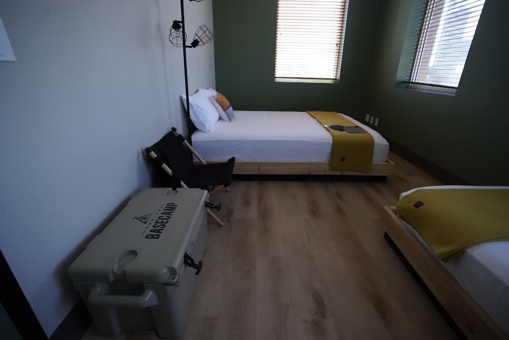 Zenith Basecamp - photo 23