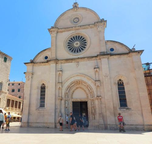 Apartman Maslina — 4-Star Luxury Hotel in Sibenik, Croatia