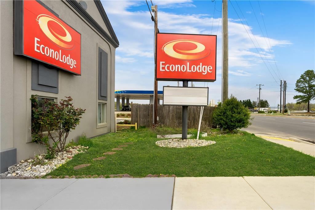 Econo Lodge Fredericksburg near I 95 - photo 4