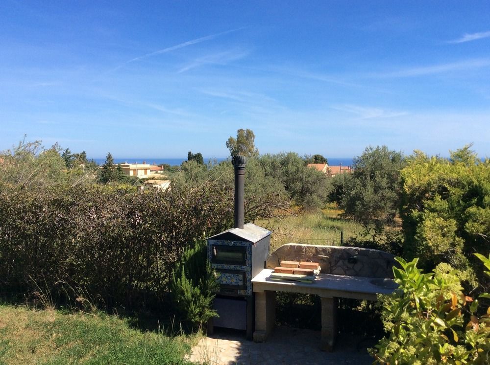 La Ville — hotel in Altavilla Milicia
