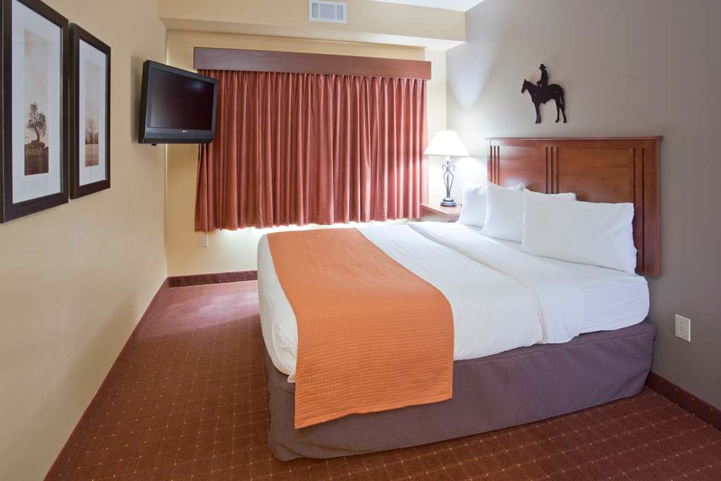 AmericInn by Wyndham Fargo Medical Center - photo 26