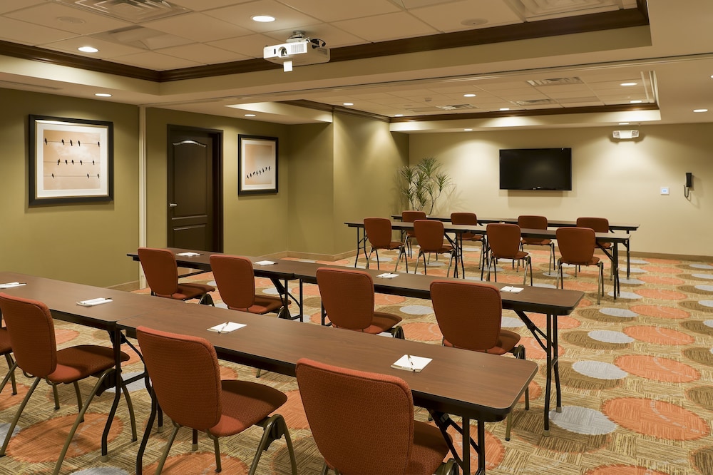 Staybridge Suites Montgomeryville by IHG - photo 17