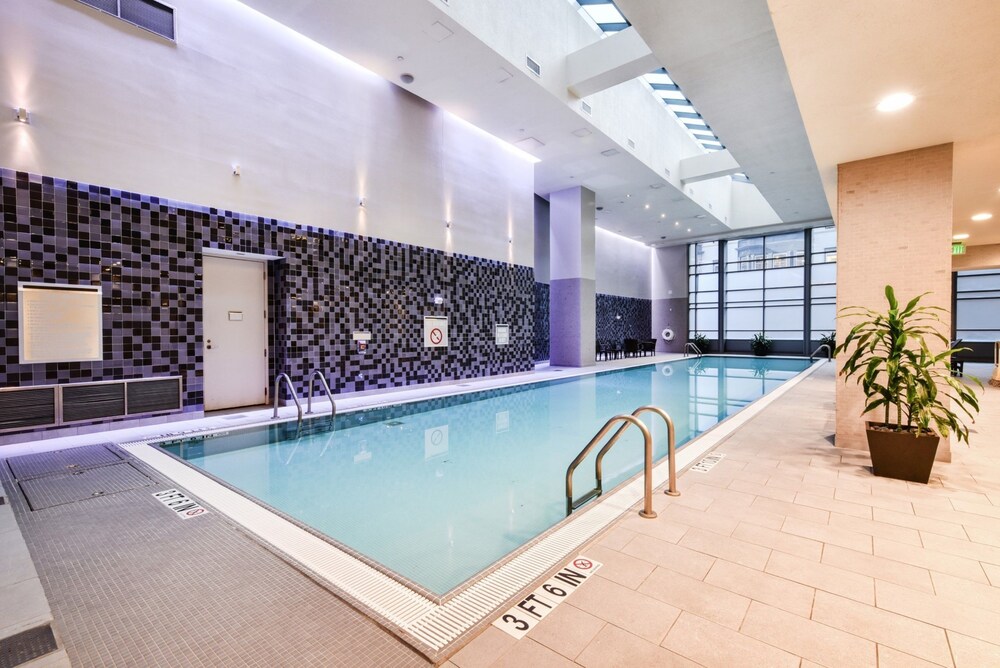 Global Luxury Suites at China Town - photo 19