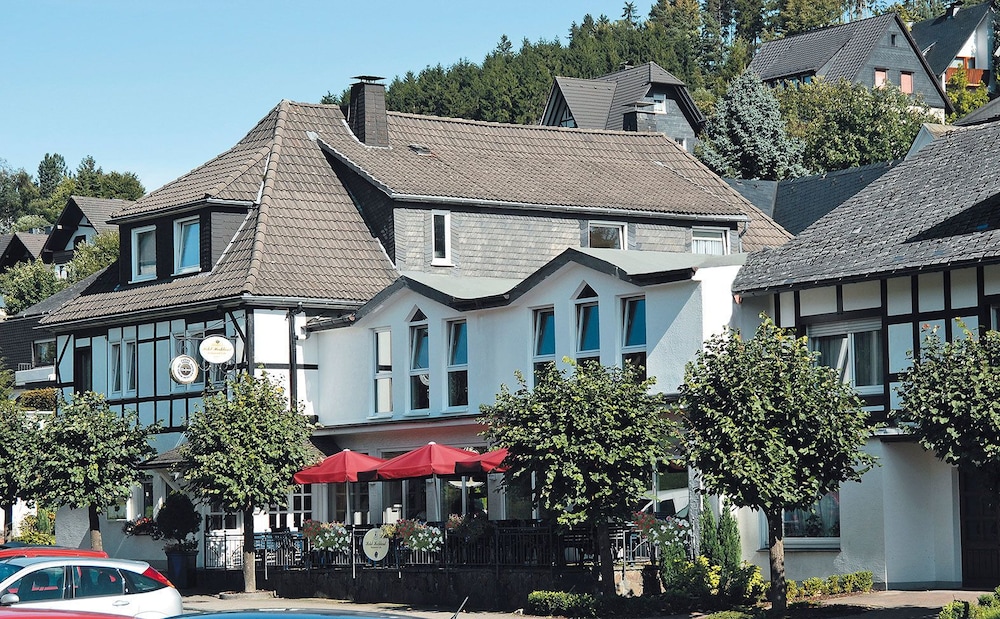 Hotel Hochland — hotel in Schmallenberg