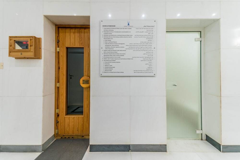 Lux Bnb Park Towers Difc — 5-Star Luxury Hotel in Dubai, United Arab Emirates
