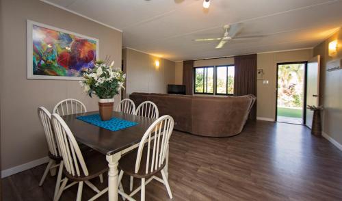 7 McNamara Wongaling Beach — Mission Beach — photo 2