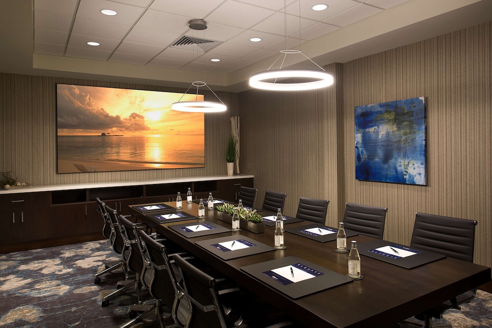 Hilton Garden Inn Lubbock - photo 35