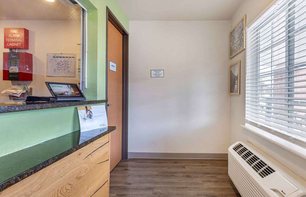 Extended Stay America Select Suites Gainesville - photo 8