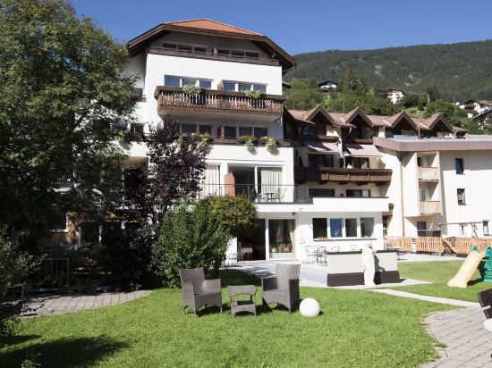 Tschirgantblick Hotel