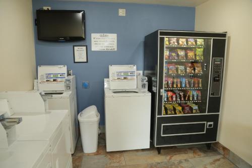 Theroff's Motel - photo 31