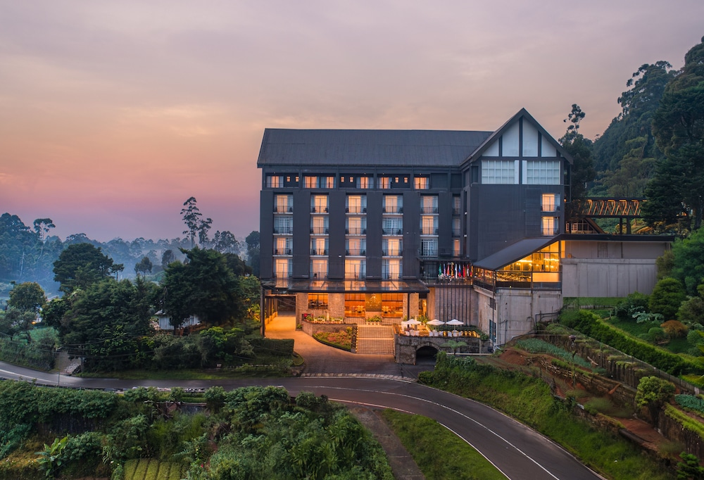 The Golden Ridge Hotel in Nuwara Eliya, Sri Lanka