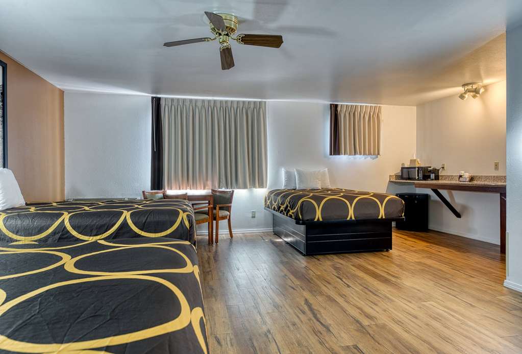 Super 8 by Wyndham Alamosa - photo 45