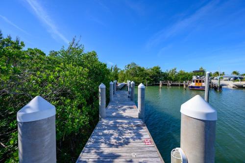 Coco Plum Beach & Tennis Club & Marina - photo 43