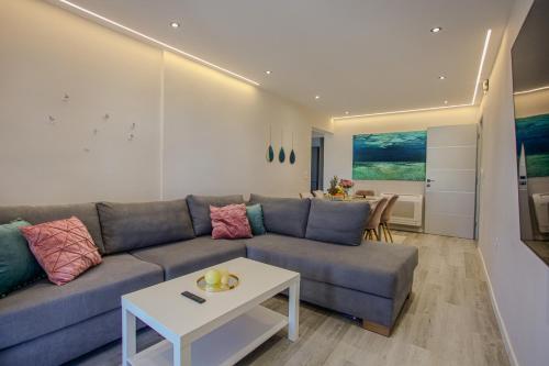 Christiano Apartments — 4-Star Luxury Hotel in Corfu, Greece