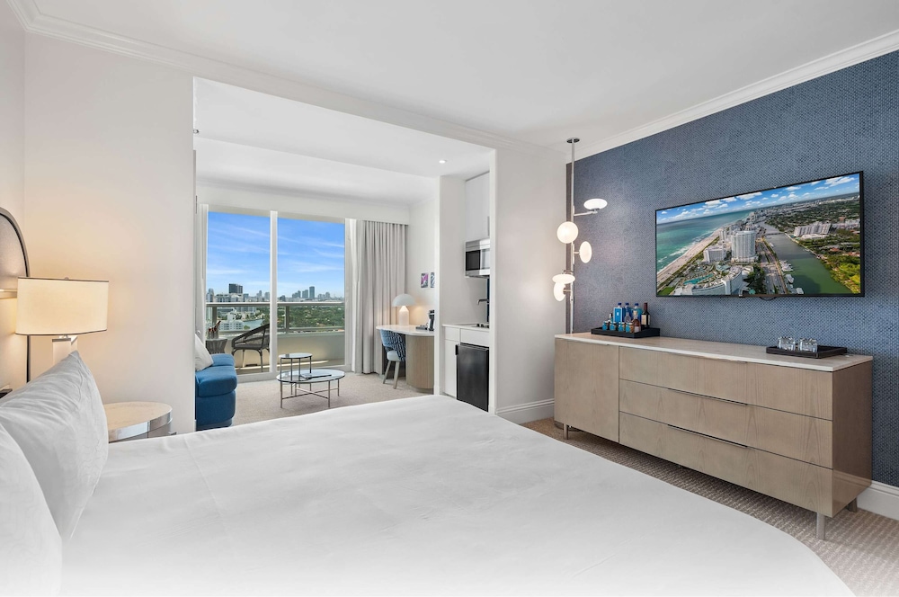 Fontainebleau Miami Beach Private Luxury Suites - photo 160