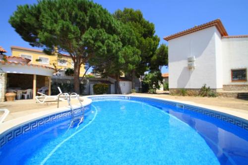 ARENDA Villa Fortuna Miami Playa — 4-Star Luxury Hotel in Mont-Roig Del Camp, Spain