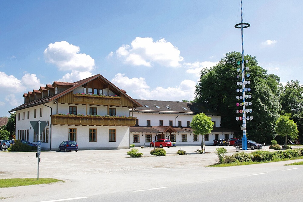 Landgasthof Pauliwirt — hotel in Muehldorf