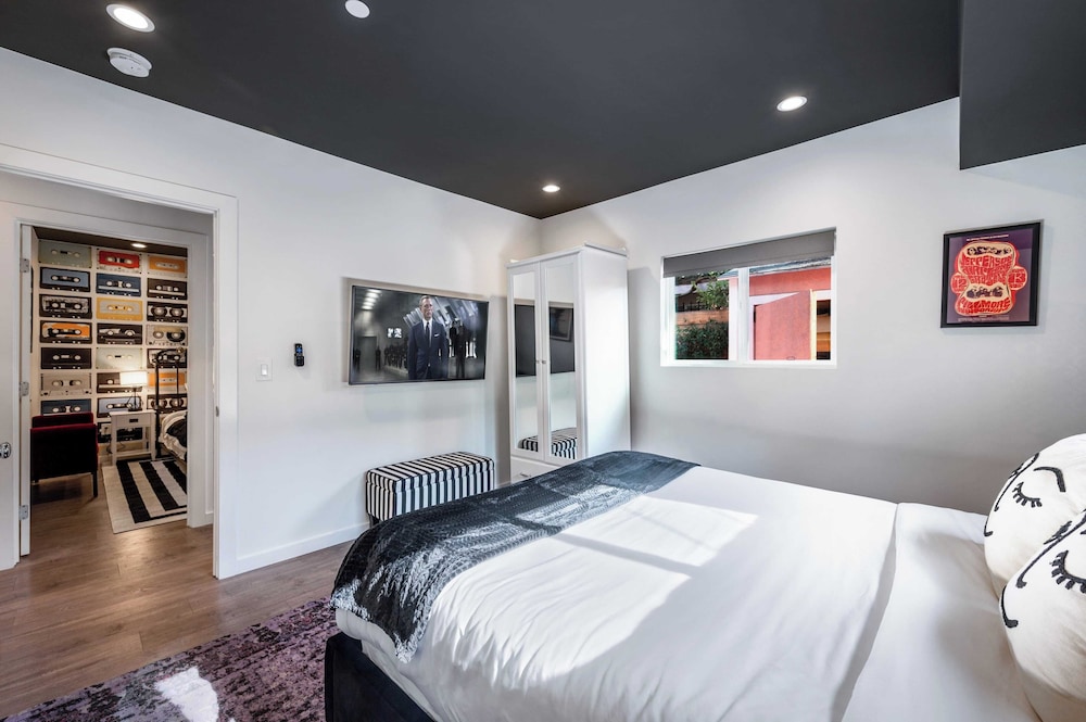 The Gower Street Bungalows by AvantStay - photo 50