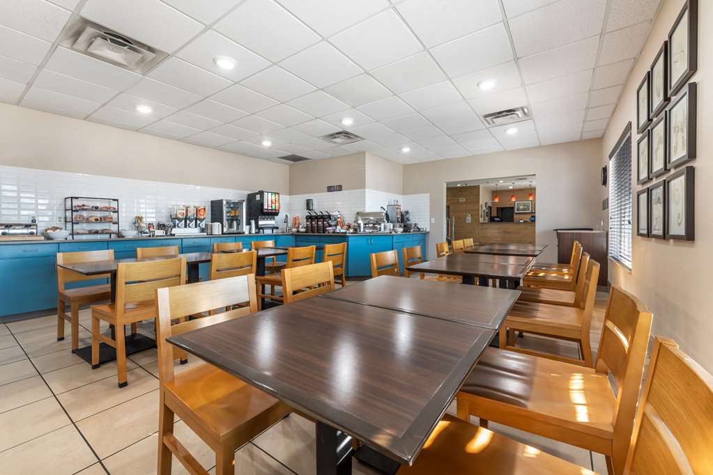 Country Inn & Suites by Radisson Watertown SD - photo 51