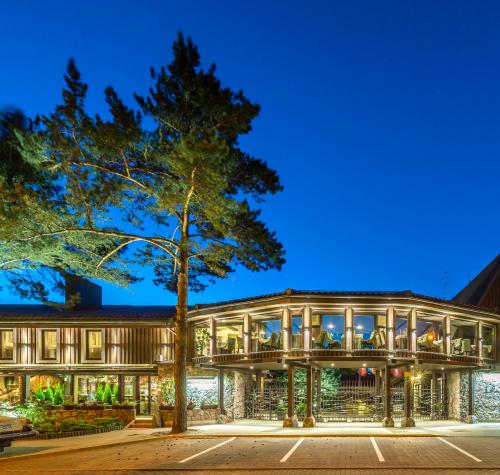 Hotel Pusu Paunksneje — Palanga
