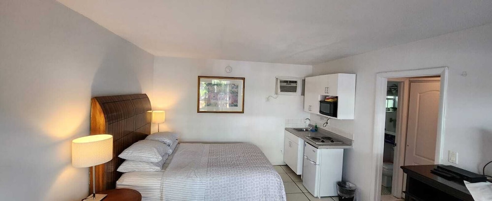 Green Island Inn - photo 4
