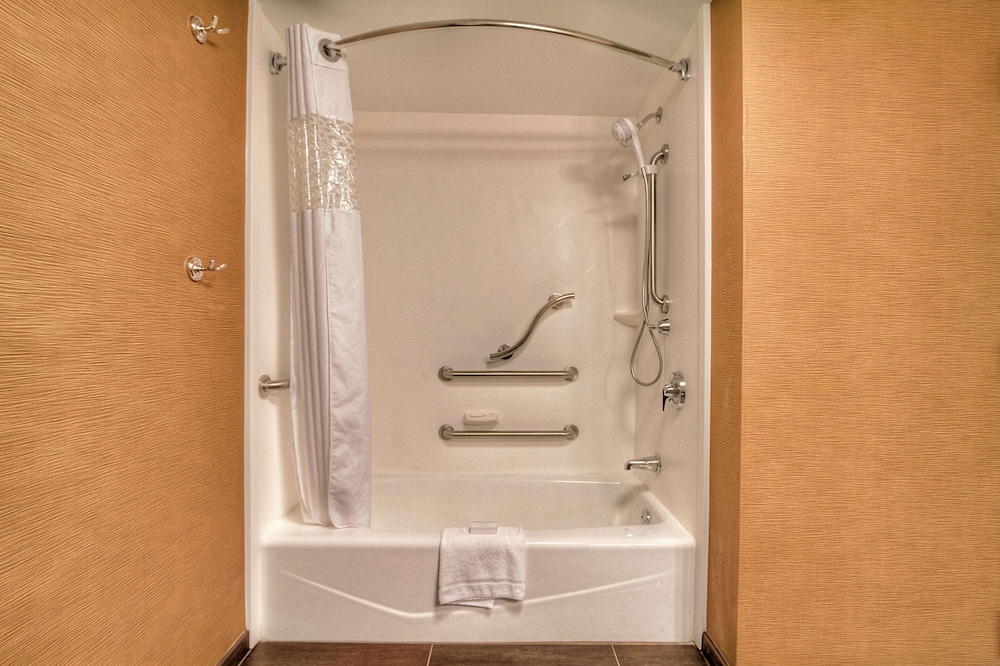 Hampton Inn Jonesville Elkin - photo 11