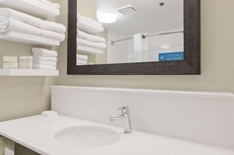Hampton Inn Mount Dora - photo 34