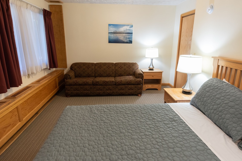 Sugarloaf Inn - photo 13