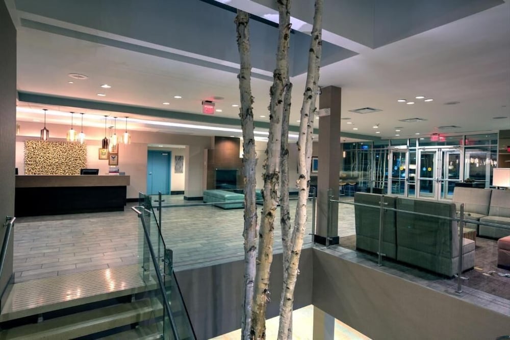 Crowne Plaza Lombard Downers Grove an IHG Hotel - photo 5