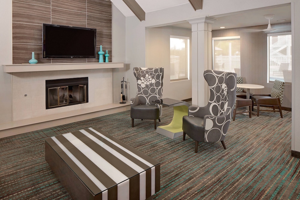 Residence Inn Ontario Airport - photo 2
