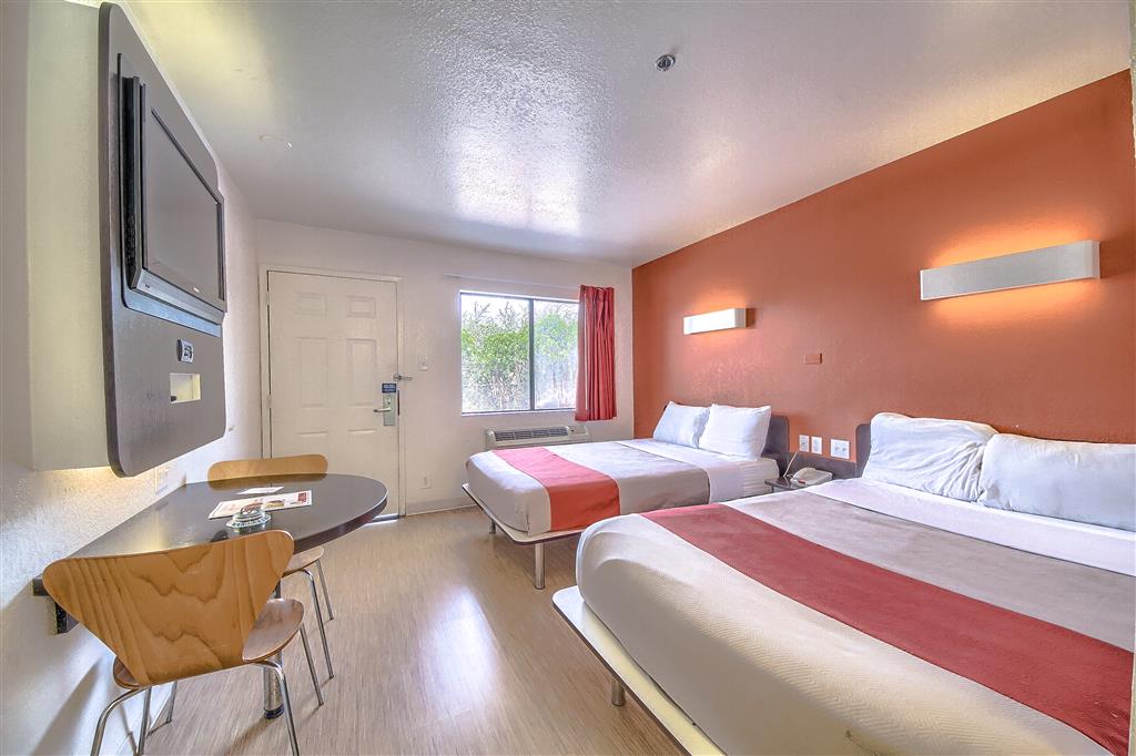 Motel 6 San Antonio TX Fiesta - photo 15